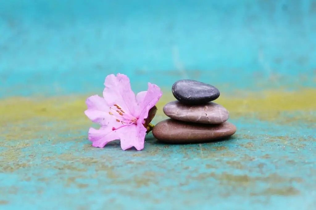 hot stone massages available at Rockin' Good Health Therapeutic massage in Pennsylvania